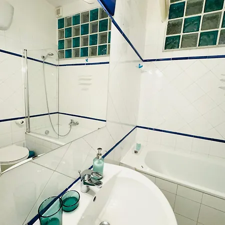 Апартаменты La Cornice *